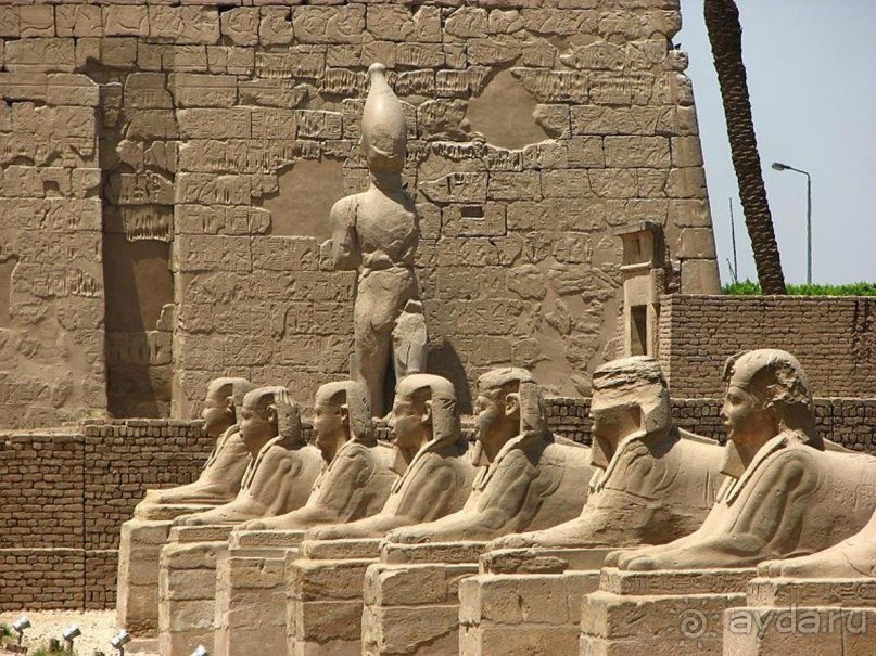 Луксор - город истории и магии.