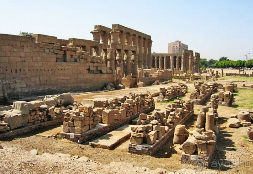 Луксор - город истории и магии.