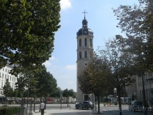 Колокольня старинной больницы Шарите (1665-1666)  на наплощади Антонен