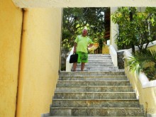 Очень бюджетно и очень средненько