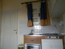 Кухонный уголок в номере.