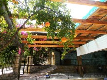 Очень бюджетно и очень средненько