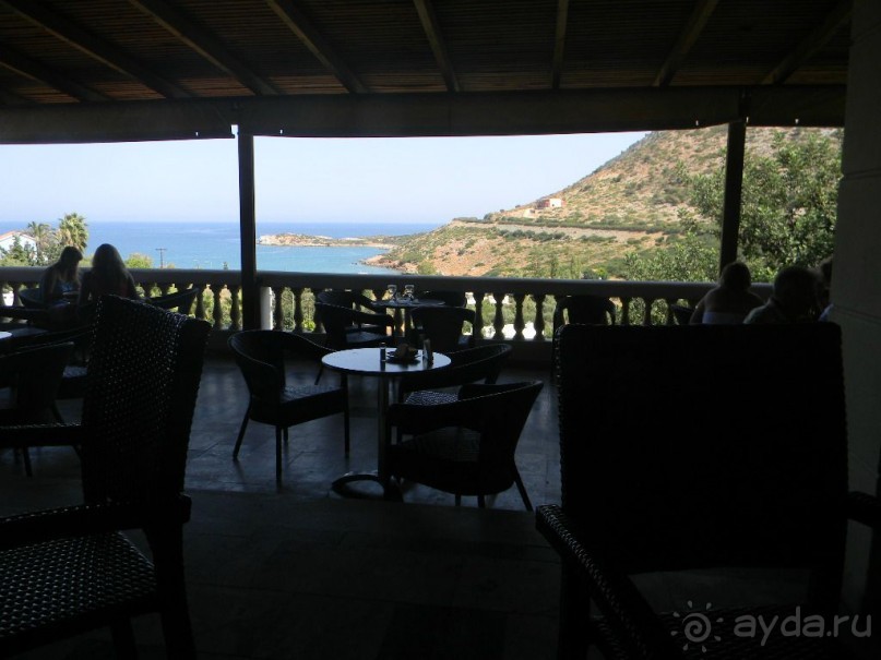 Вид на море из ресторана отеля.