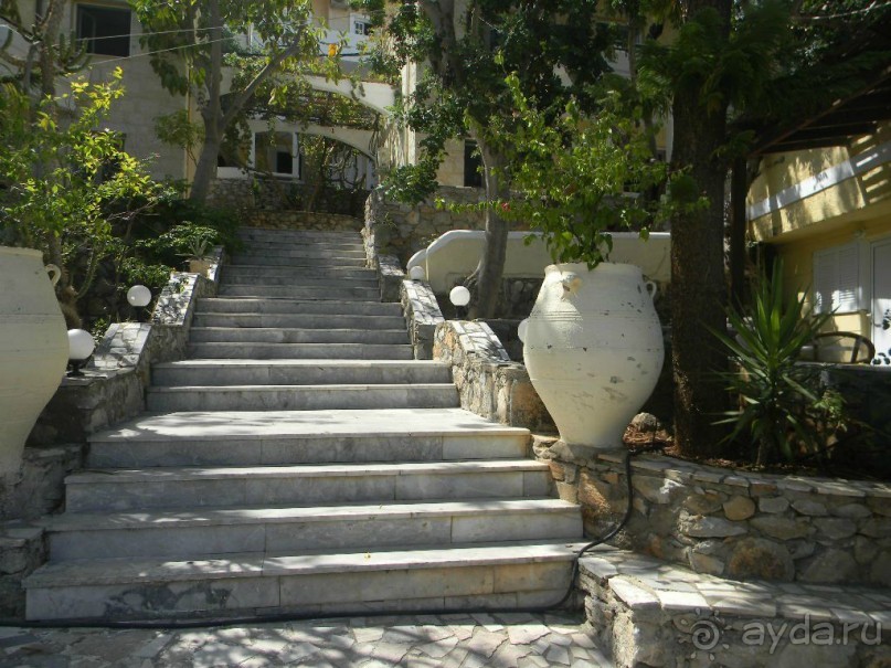 Территория отеля Бали Маре.