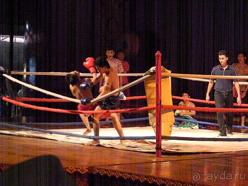 Ноябрь 2011 в Тайланде.