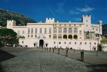 Монако - самое маленькое государство мира.