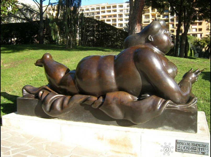 Монако - самое маленькое государство мира.