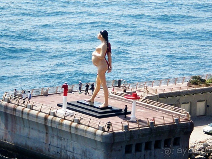 Монако - самое маленькое государство мира.