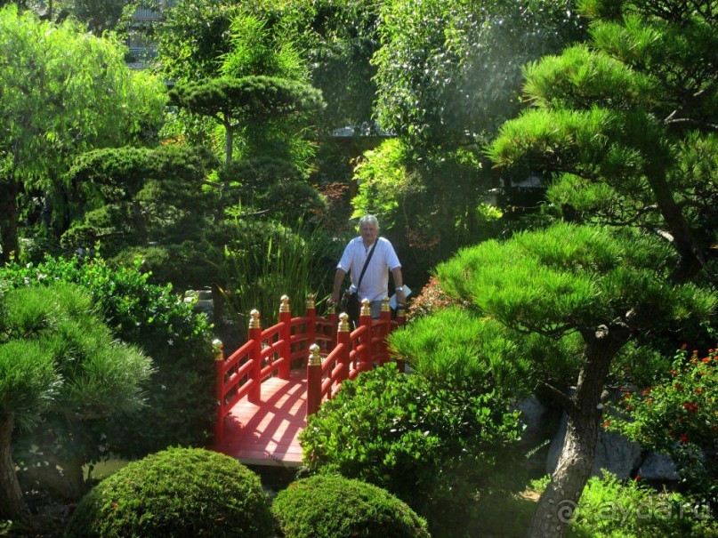 Монако - самое маленькое государство мира.