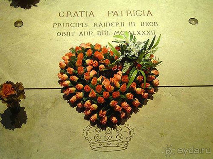 Монако - самое маленькое государство мира.