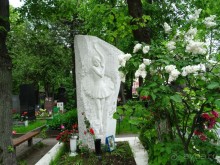 Святыня православия - Новодевичий монастырь в Москве.