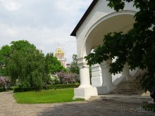 Святыня православия - Новодевичий монастырь в Москве.