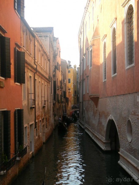 Венеция. На гондоле по каналам.