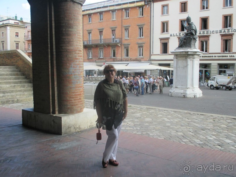 Римини. На площади Кавур.