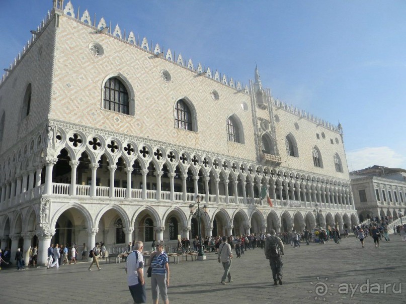 Венеция. Дворец дожей на площади Сан-Мрко.