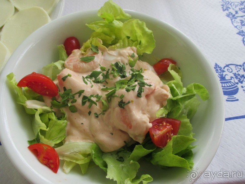 Салат с морепродуктами в ресторане Римини.