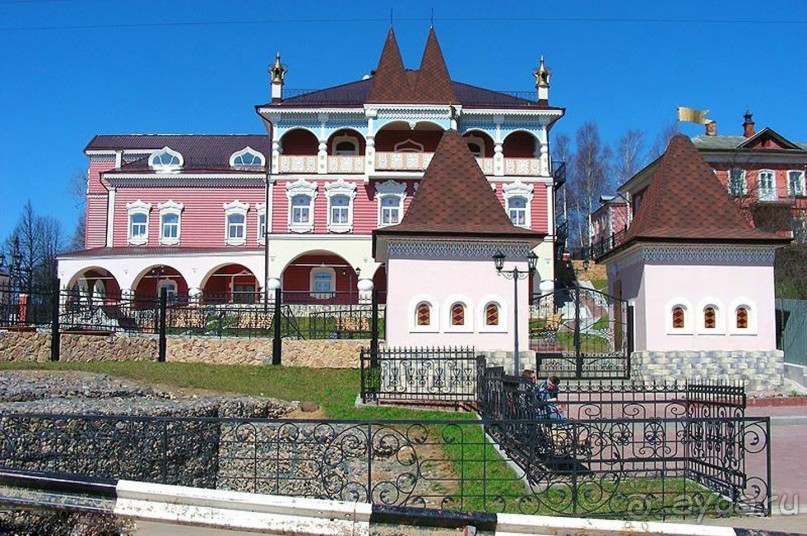 На автомобиле по Золотому Кольцу России - Мышкин.