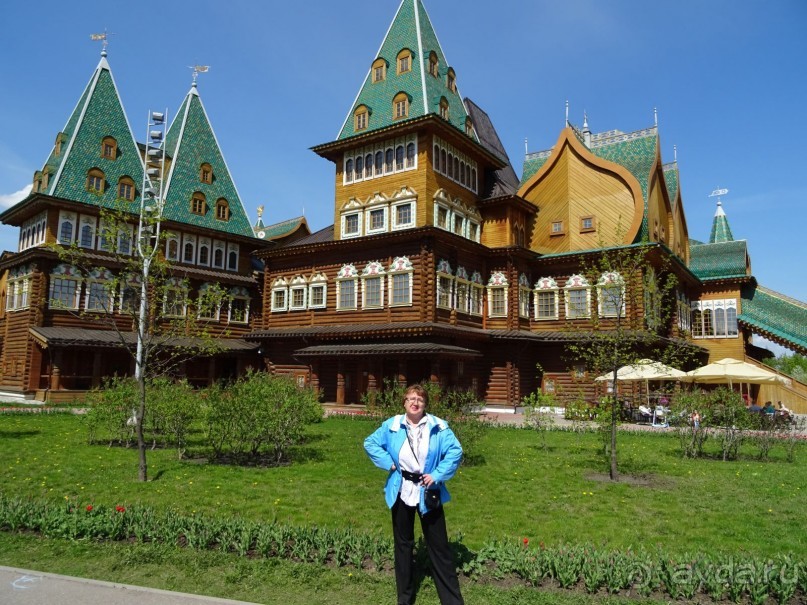 Дводрец царя Алексея Михайловича в Коломенском. Дводрец царя Алексея Михайловича в Коломенском.