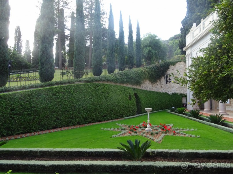 Альбом отзыва "Шалом, Израиль! Часть 6. Хайфа (Бахайские сады), Акко, гроты Рош-а-НикрА."