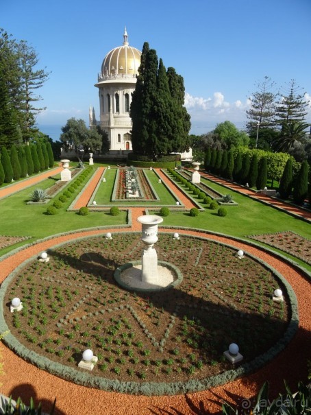 Альбом отзыва "Шалом, Израиль! Часть 6. Хайфа (Бахайские сады), Акко, гроты Рош-а-НикрА."