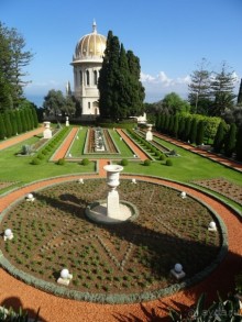 Альбом отзыва "Шалом, Израиль! Часть 6. Хайфа (Бахайские сады), Акко, гроты Рош-а-НикрА."