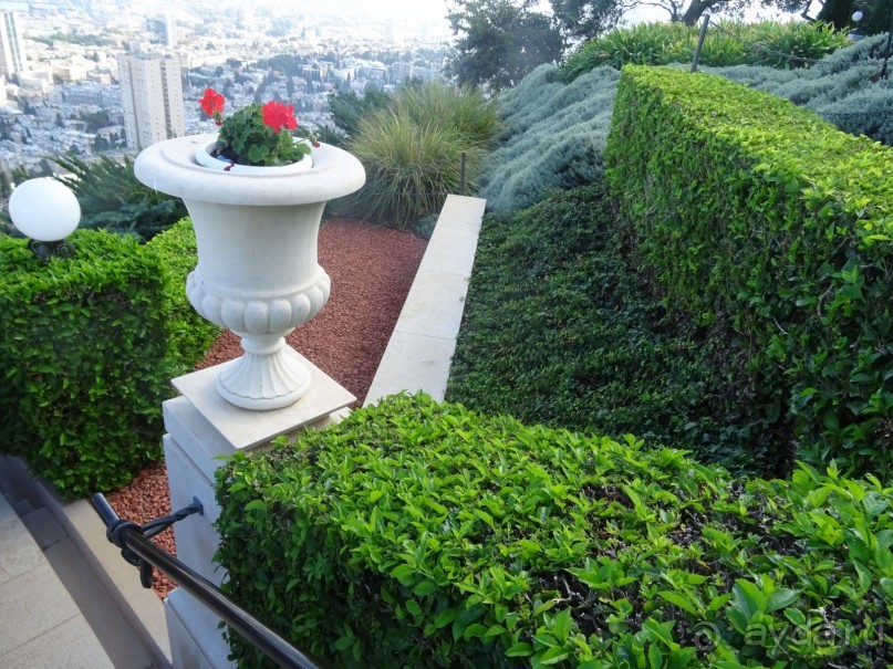 Шалом, Израиль! Часть 6. Хайфа (Бахайские сады), Акко, гроты Рош-а-НикрА.