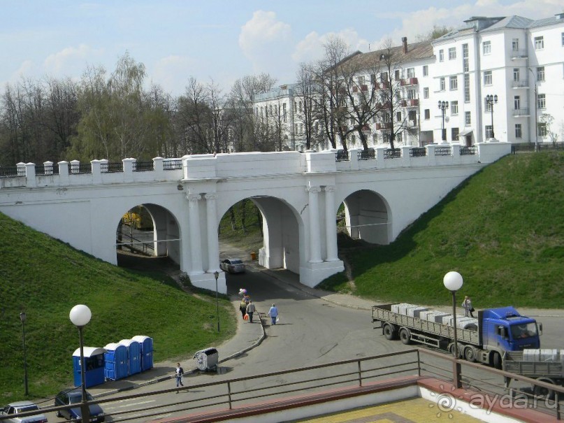 На автомобиле по Золотому кольцу.  Ярославль-Кострома. Часть 1-Ярославль.