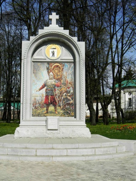 На автомобиле по Золотому кольцу.  Ярославль-Кострома. Часть 1-Ярославль.