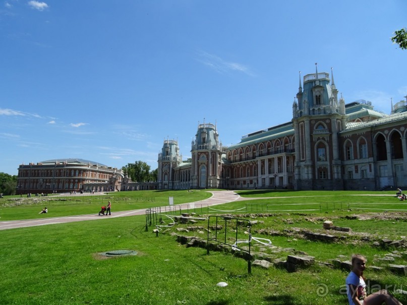 Дворцово-парковый ансамбль Царицыно в Москве