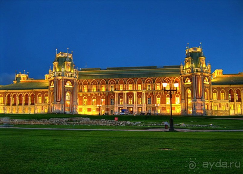 Дворцово-парковый ансамбль Царицыно в Москве
