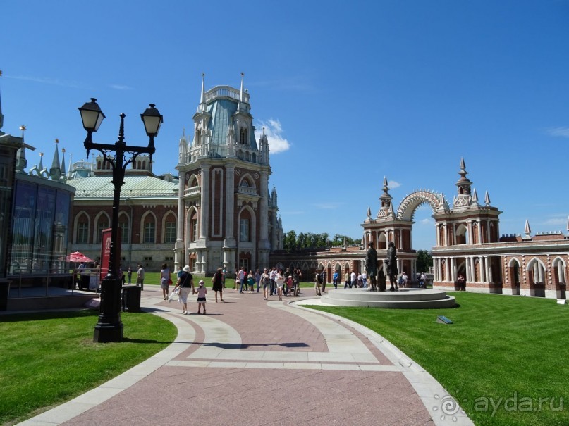 Дворцово-парковый ансамбль Царицыно в Москве Дворцово-парковый ансамбль Царицыно в Москве