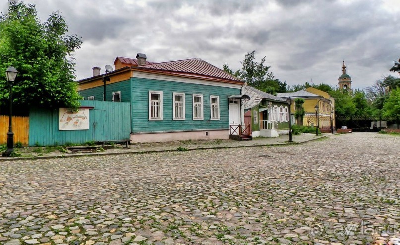 В настоящее время на Крутицком подворье находятся редакции
периодических изданий Отдела: журнала «Сретение», адресованного
руководителям, работающим с детьми и молодежью; Вестника Отдела по
делам молодежи Московского Патриархата, содержащего информацию об
осуществлении православного молодежного служения Русской Церкви, и
детский журнал «Следопыт». В настоящее время на Крутицком подворье находятся редакции
периодических изданий Отдела: журнала «Сретение», адресованного
руководителям, работающим с детьми и молодежью; Вестника Отдела по
делам молодежи Московского Патриархата, содержащего информацию об
осуществлении православного молодежного служения Русской Церкви, и
детский журнал «Следопыт».