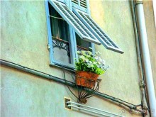 .....затем в его истории был короткий 12-летний период под протекторатом Сардинского королевства, и уже с 1860 года Ментон стал частью Франции.