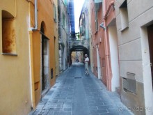 Здесь можно часами прогуливаться пешком, верхом или на велосипеде.