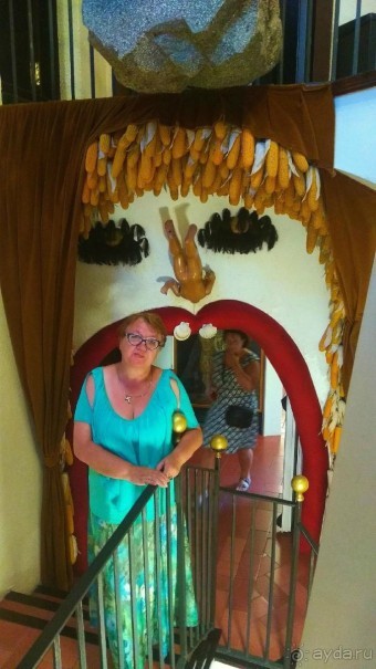 Самостоятельно по Португалии и Испании. Ч.5 - Испания. Фигерас, музей Дали.