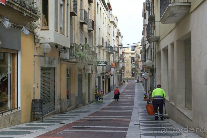 Самостоятельно по Португалии и Испании. Ч.5 - Испания. Фигерас, музей Дали.