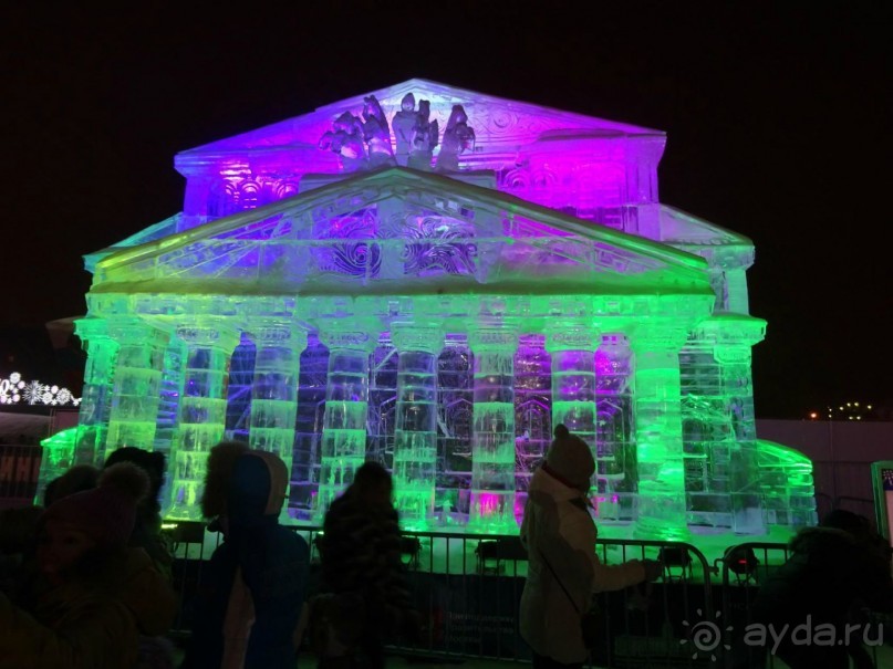 Москва в новогодних подсветках. Январь 2016. Фотогалерея.