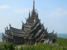 Храм Истины в Паттайе.