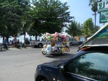 Чего только не увидишь на улицах Паттайи.