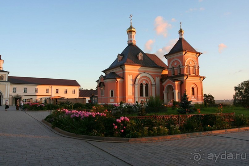Путешествие на автомобиле :  Калуга-Оптина Пустынь-Шамордино-Козельск.
