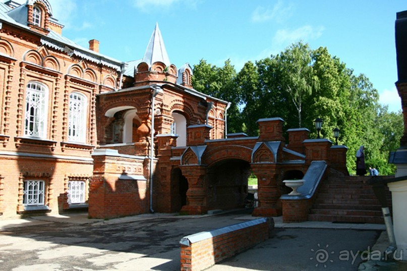 Путешествие на автомобиле :  Калуга-Оптина Пустынь-Шамордино-Козельск.