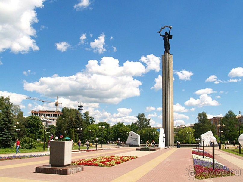 Путешествие на автомобиле :  Калуга-Оптина Пустынь-Шамордино-Козельск.