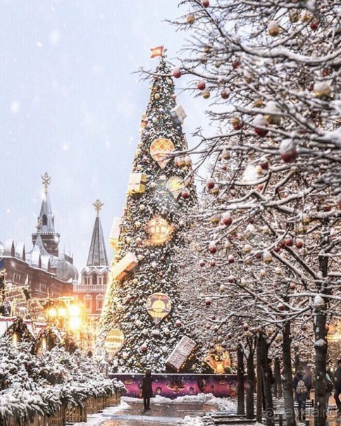 Прогулки по зимней Москве от католического Рождества до Крещения Господня.