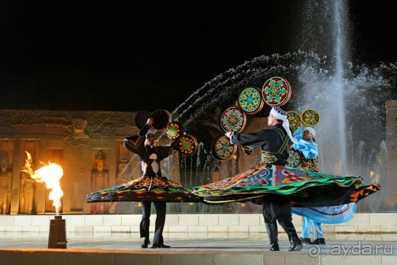 Шоу 1001 ночь - шоу " за стеклом". Египет, Хургада