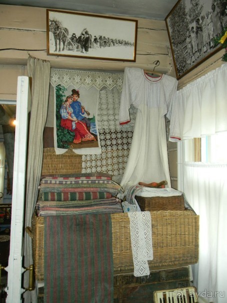 На автомобиле по Золотому Кольцу - Мартыново.