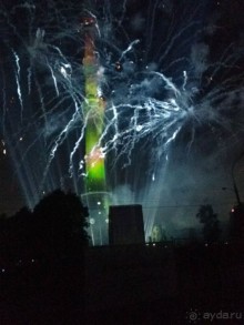 Альбом отзыва "«Круг света» озарил Москву: в Останкине устроили красочное шоу с салютом"