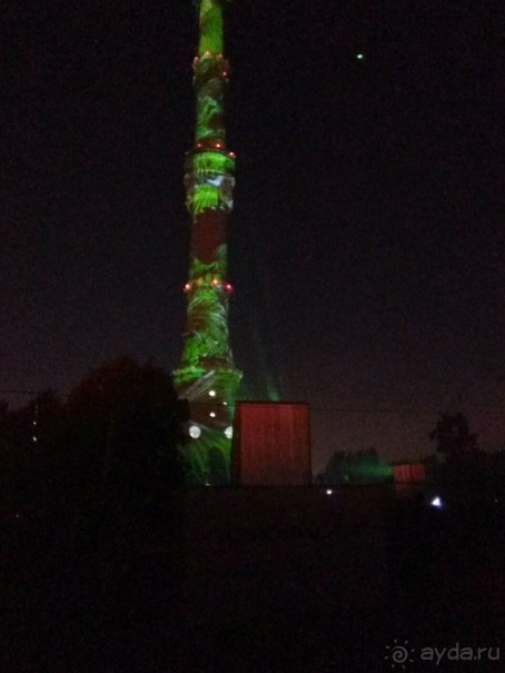 «Круг света» озарил Москву: в Останкине устроили красочное шоу с салютом