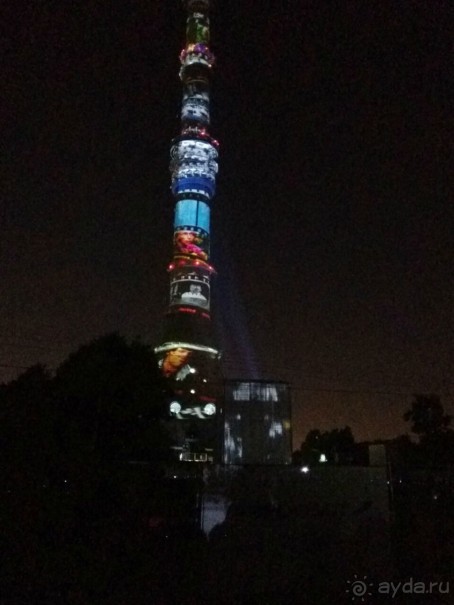 «Круг света» озарил Москву: в Останкине устроили красочное шоу с салютом