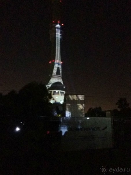 «Круг света» озарил Москву: в Останкине устроили красочное шоу с салютом