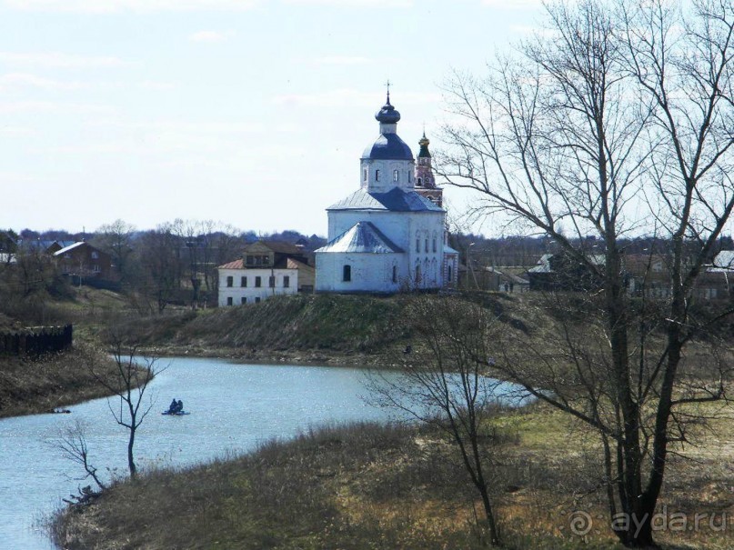 На автомобиле по Золотому кольцу. Суздаль.